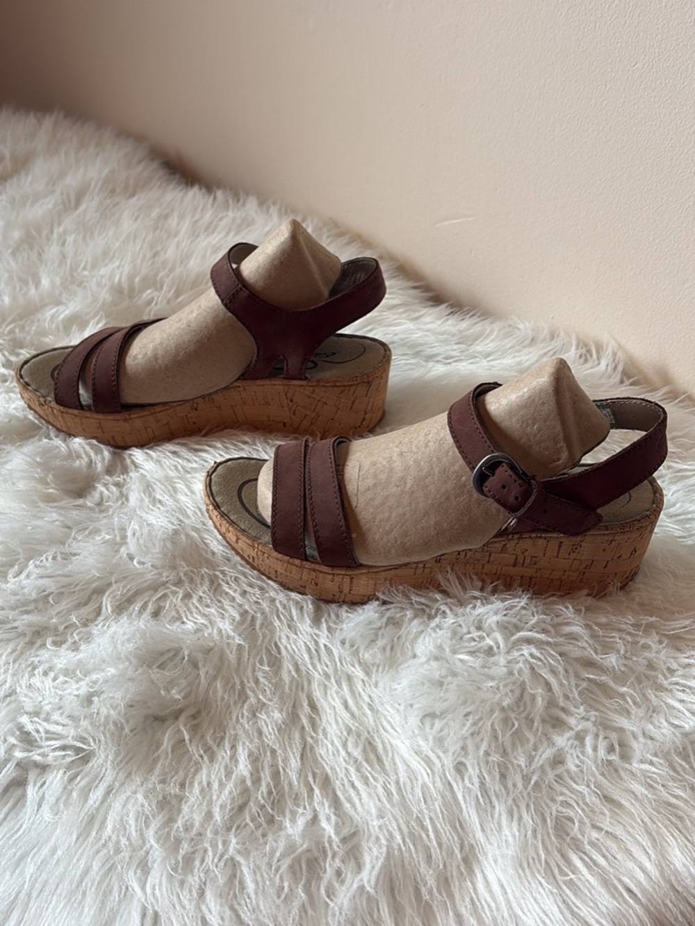 Eddie Bauer Dark Brown Triple-Strap Slingback Sandals - Picture 2 of 9